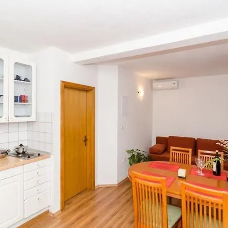 Ere Zuronja-one-bedroom With Sea View 3 *