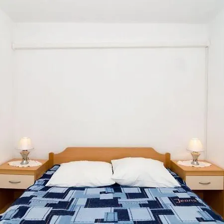 Ere Zuronja-one-bedroom With Sea View 3 Putniković