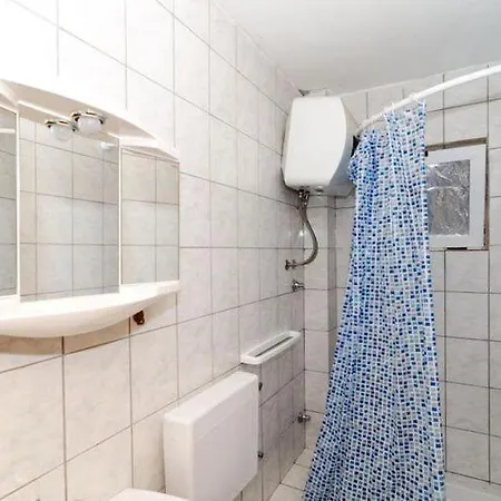 Ere Zuronja-one-bedroom With Sea View 3 Putnikovic