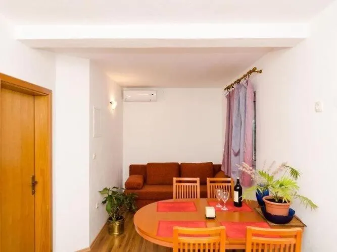 公寓 Ere Zuronja-one-bedroom With Sea View 3 *