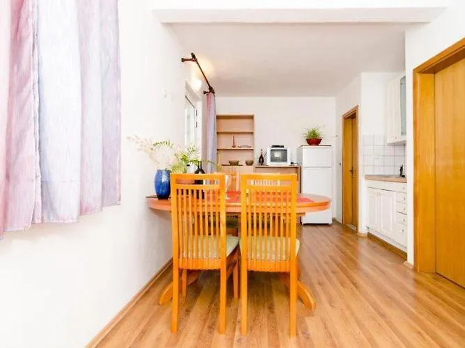 公寓 Ere Zuronja-one-bedroom With Sea View 3 Putniković