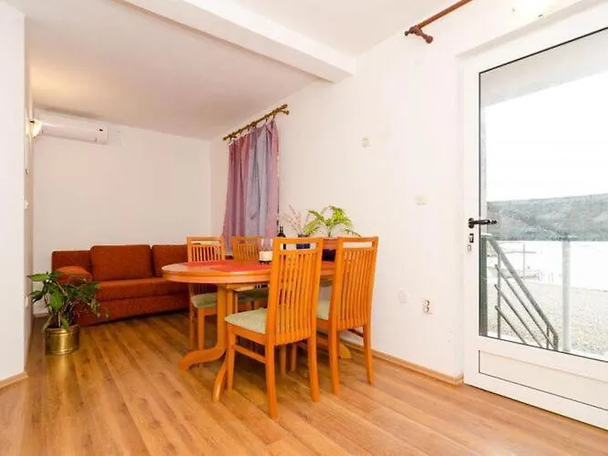 Ere Zuronja-one-bedroom With Sea View 3 Putniković