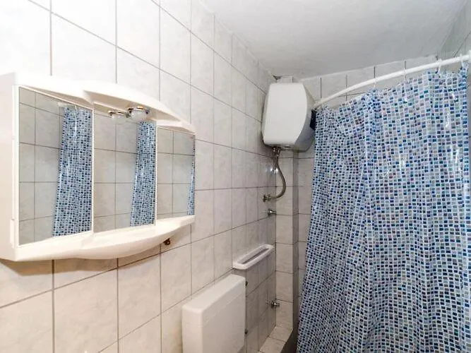 Ere Zuronja-one-bedroom With Sea View 3 公寓 Putniković